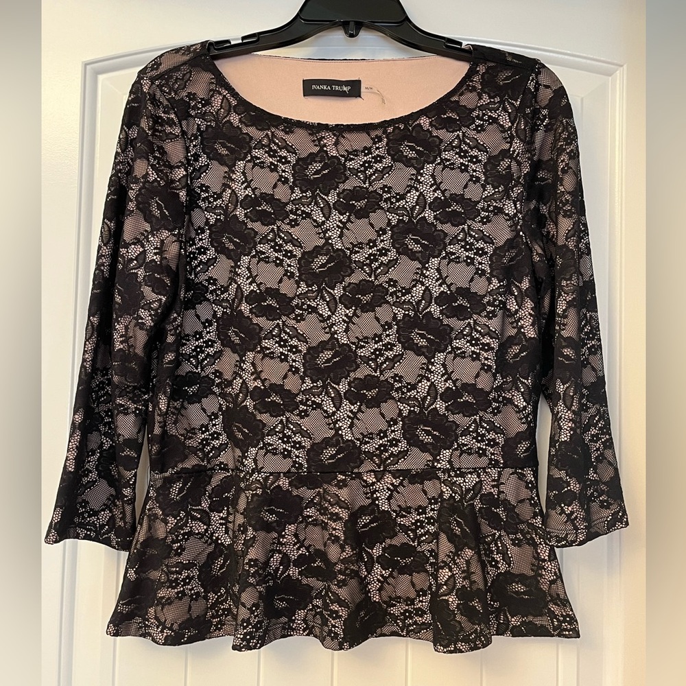 Ivanka Trump Black Lace-White Lined Peplum Top Size Medium
